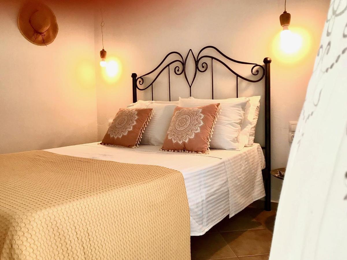 Unique Anoi House - In the Heart of Skyros Village Extérieur photo